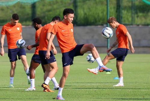 今日足球队爆料最新消息,今日足球队最新爆料揭秘幕后真相  第1张